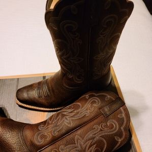 Ariat women's boot